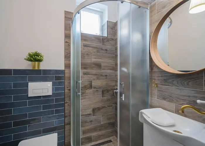 Anna シオーフォク