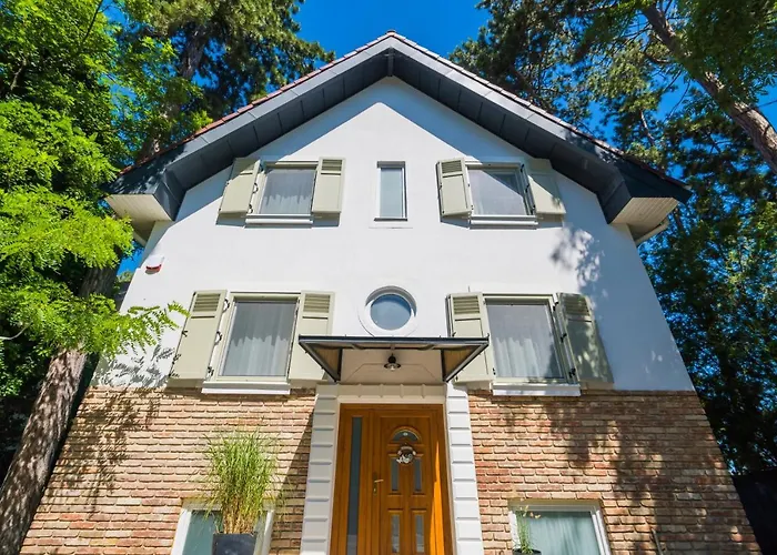 別荘 Anna シオーフォク